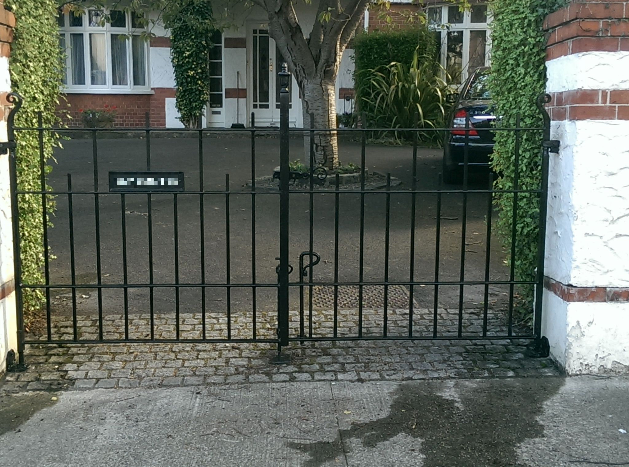 driveway1.jpg